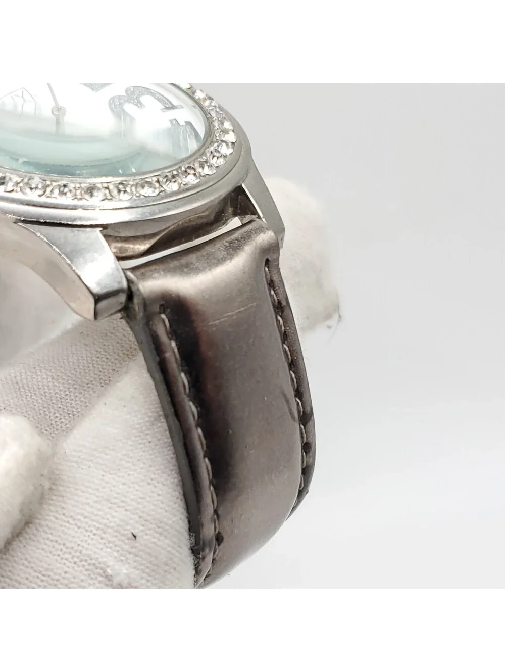NY&C Quartz Watch Womens 40mm Silver Tone Rhinestone Bezel New Battery